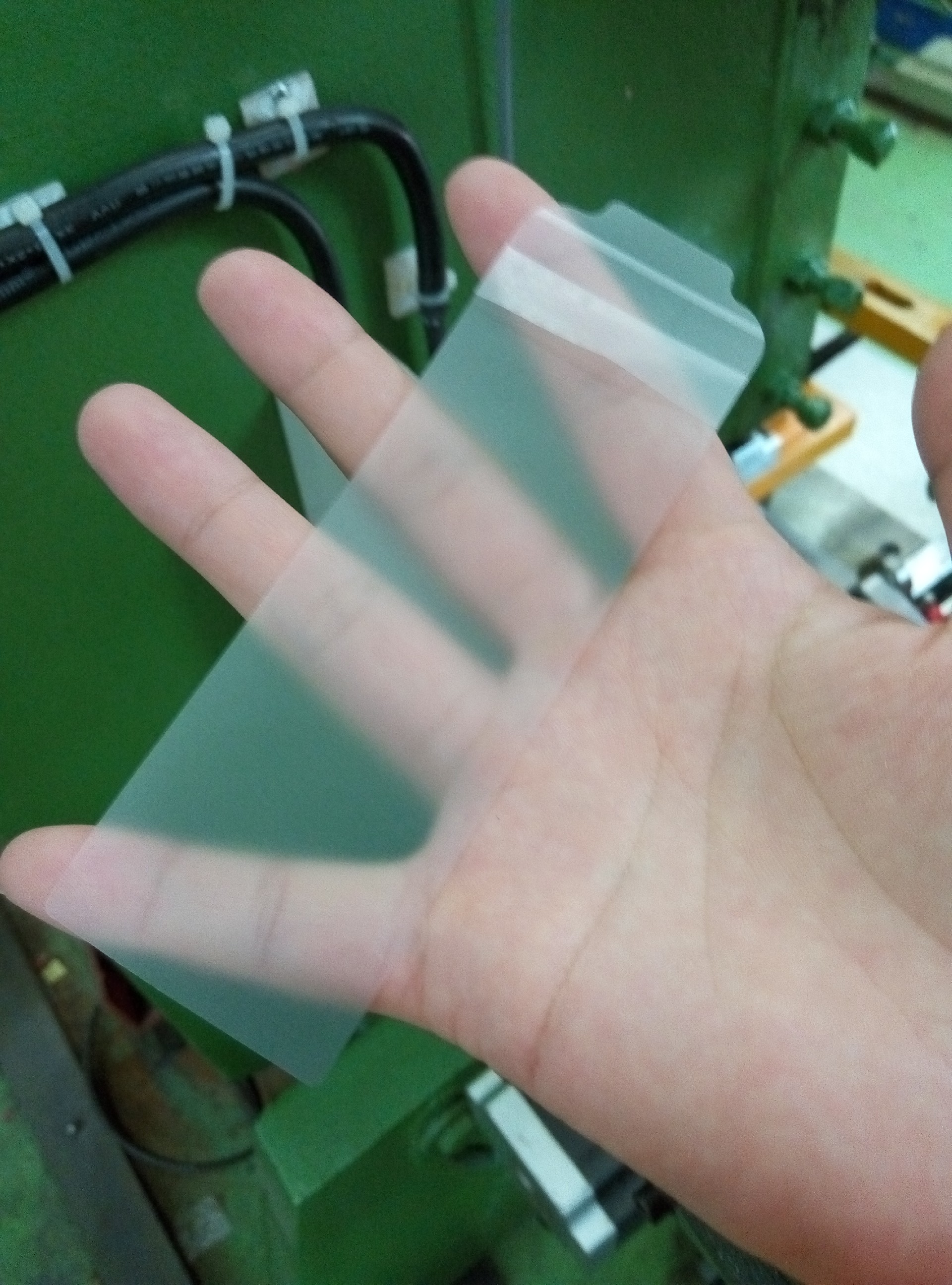保护膜冲压设备案例